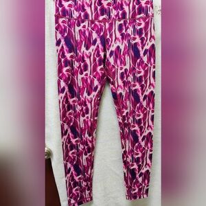 NWT 90 Degree By Reflex 7/8-Length Leggings, Size Med